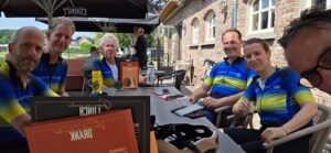 2026 nieuwe tenue PHOTO-2026-06-21-11-04-09 Wordt lid VlugTrug en fiets met ons mee!
